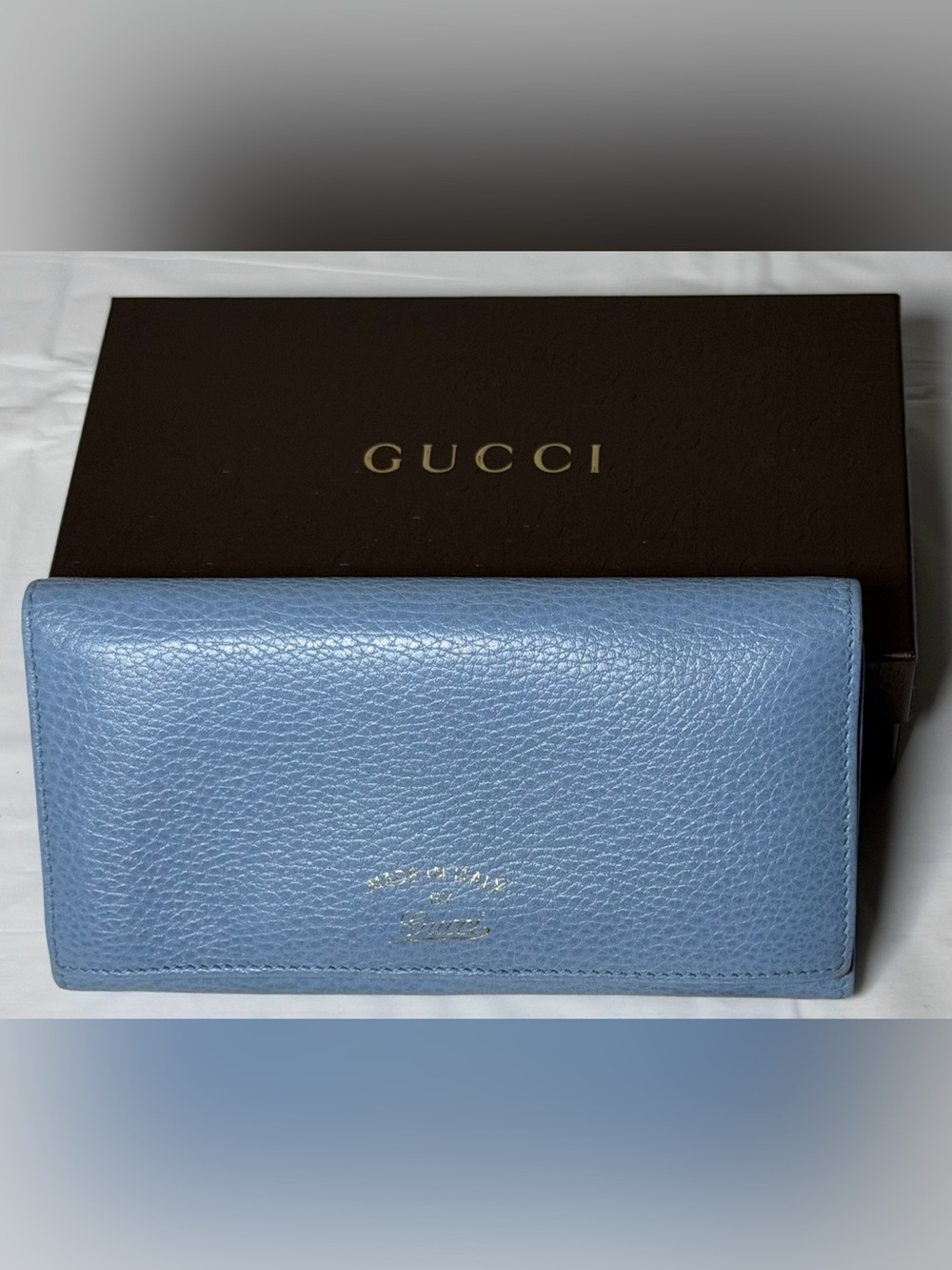 Gucci continental blue wallet with box